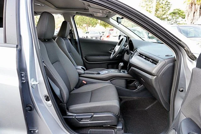 Used 2022 Silver Honda EX image 10