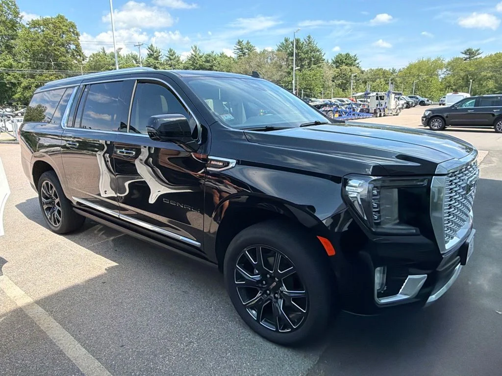 Used 2023 Black GMC Denali image 1