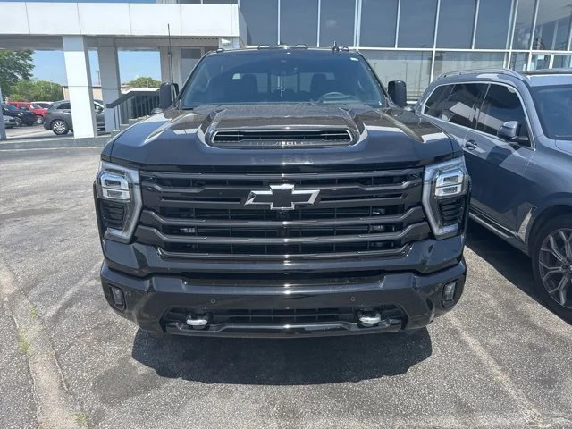 2025 Chevrolet Silverado 2500HD High Country - Photo 11
