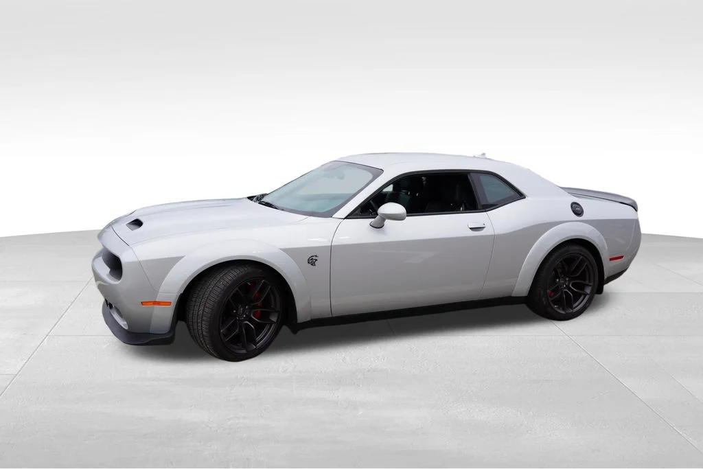 Used 2019 Triple Nickel Clearcoat Dodge SRT Hellcat Redeye Widebody image 10
