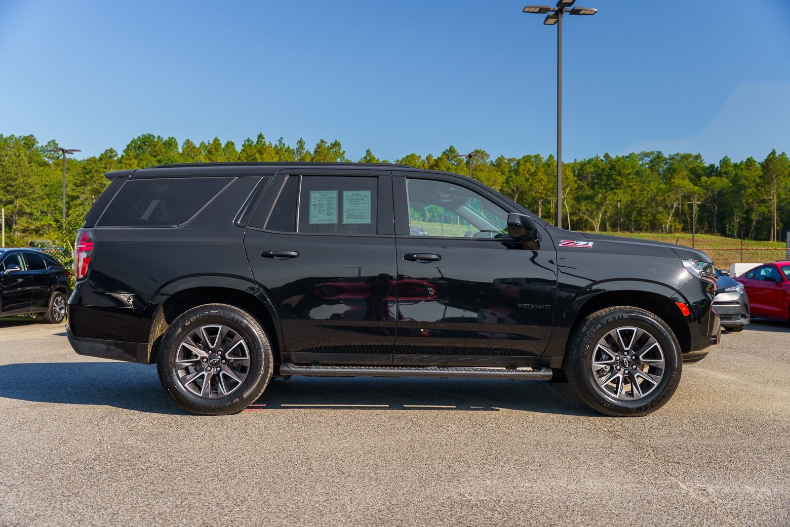 Certified Used 2022  Chevrolet Z71 image 9