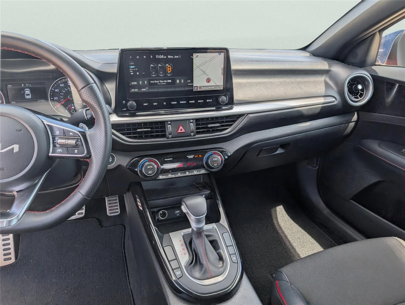 Used 2022 Currant Red Kia GT image 28