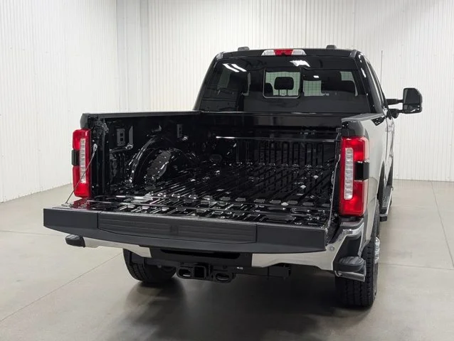 New 2026 Agate Black Metallic Ford F-250® Lariat® image 61