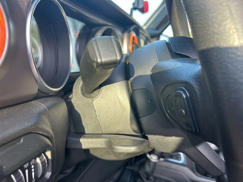 Used 2020 Beige Jeep Sport image 34