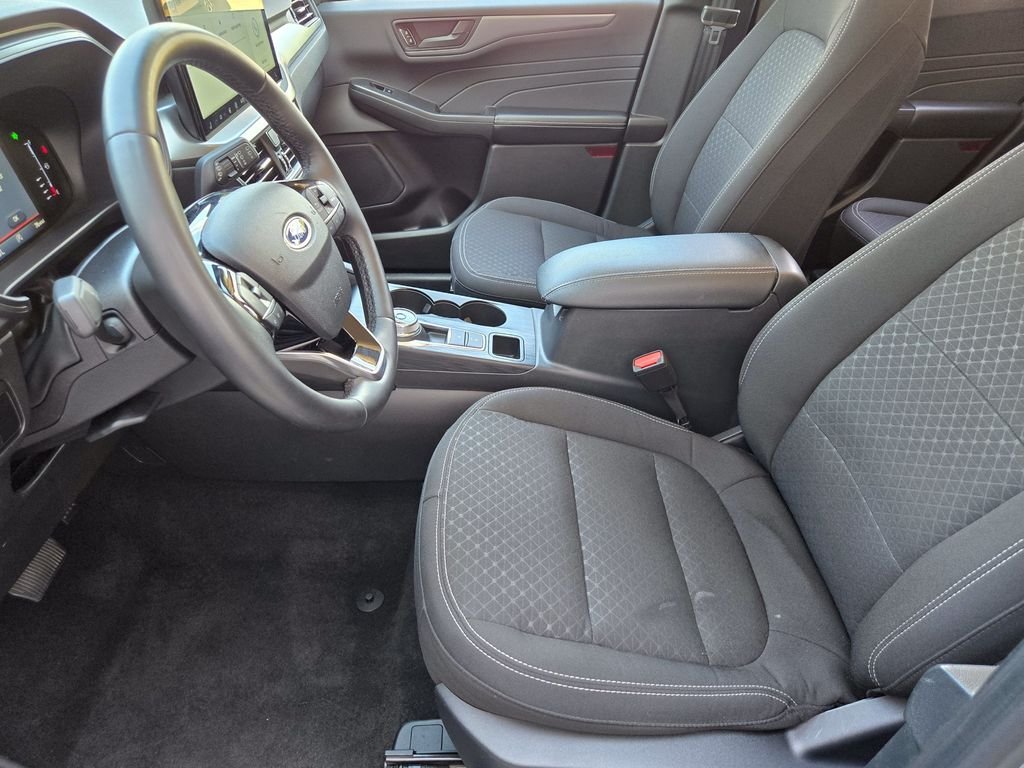 Used 2024 Silver Ford Active image 8