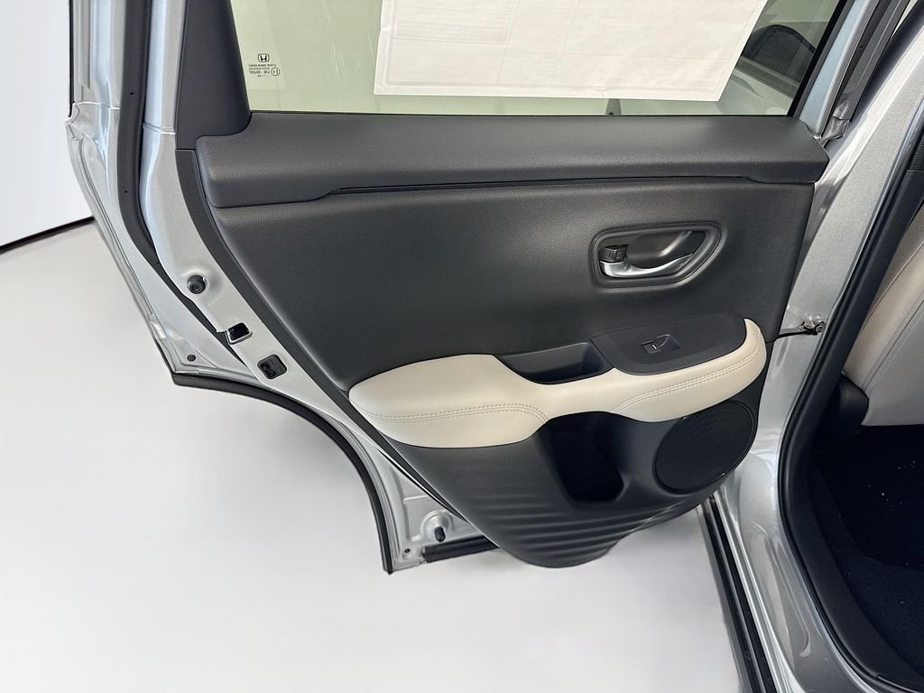2027 Honda HR-V LX - Photo 26