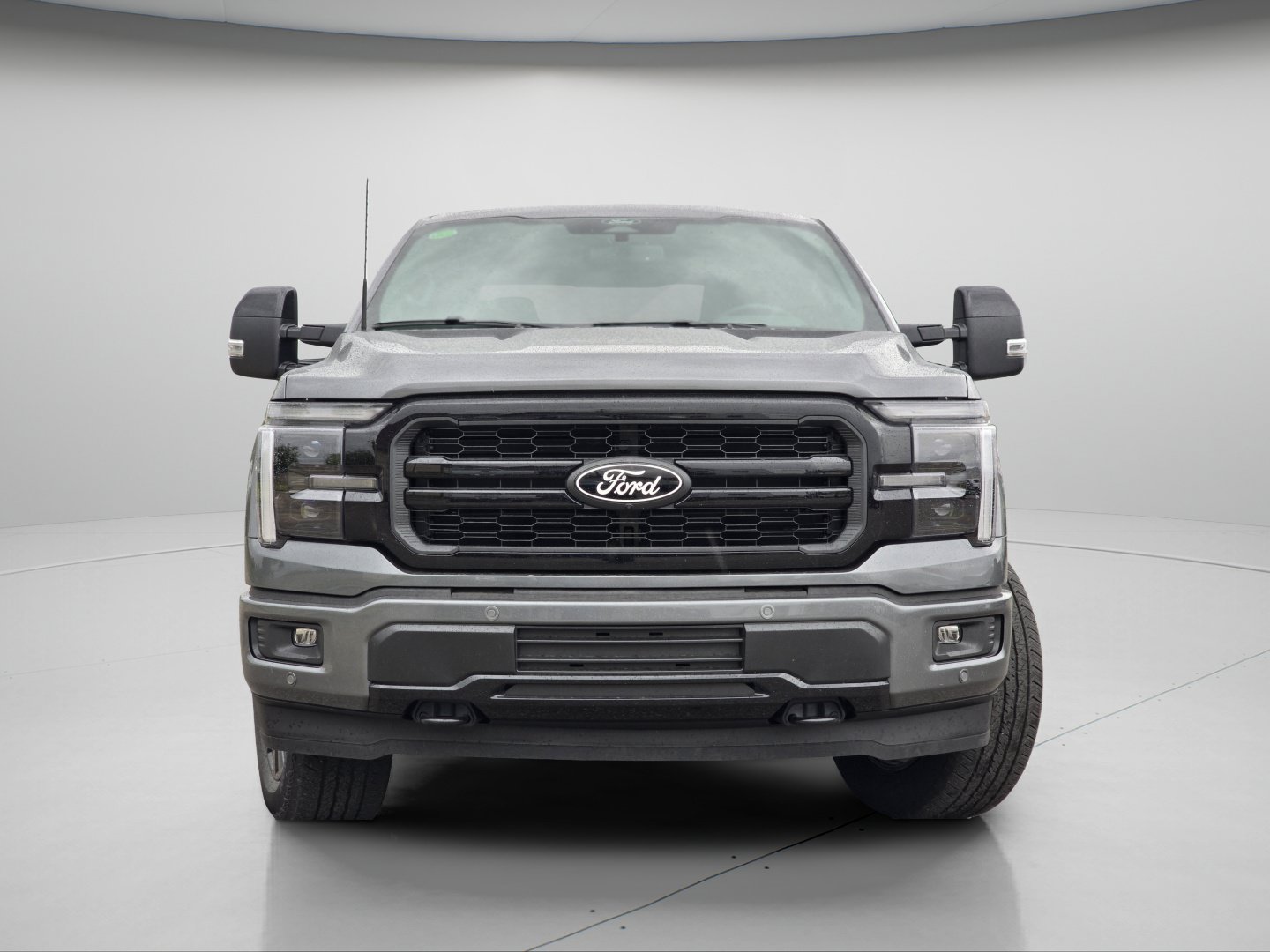 New 2026 Carbonized Gray Metallic Ford LARIAT image 3