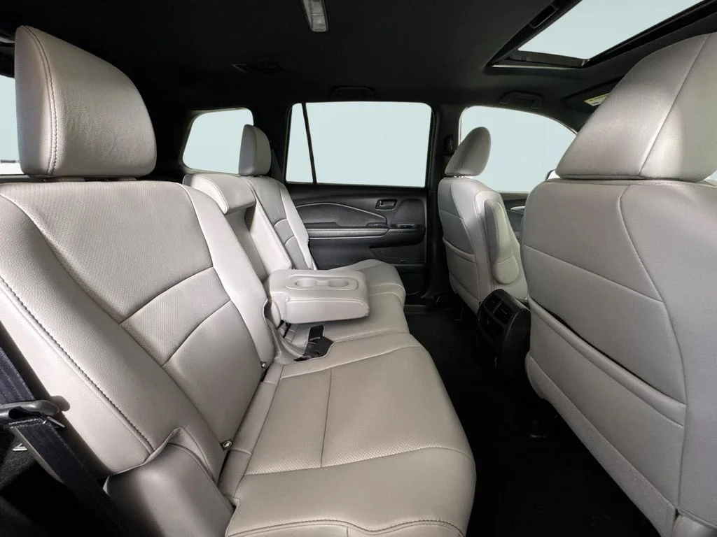 Used 2023 Gray Honda EX-L image 15