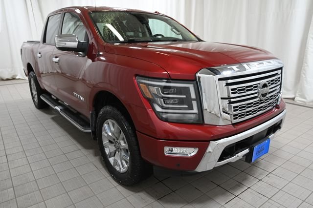 Used 2021 Red Nissan SL image 15