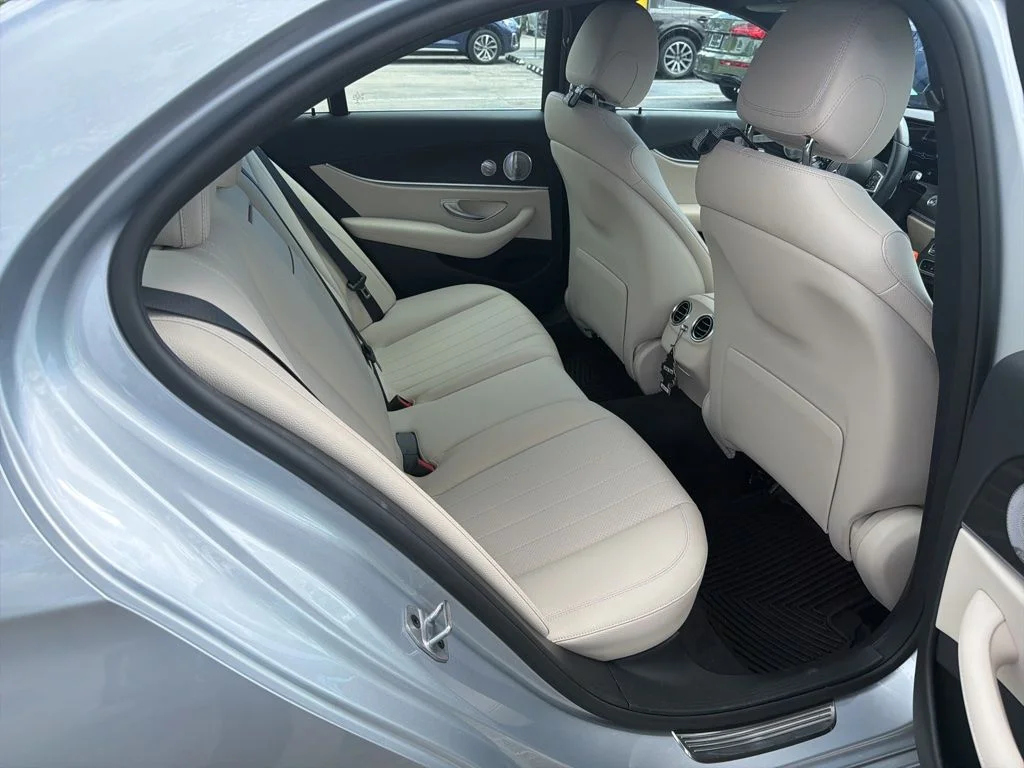 Used 2021  Mercedes-Benz E 450 image 11