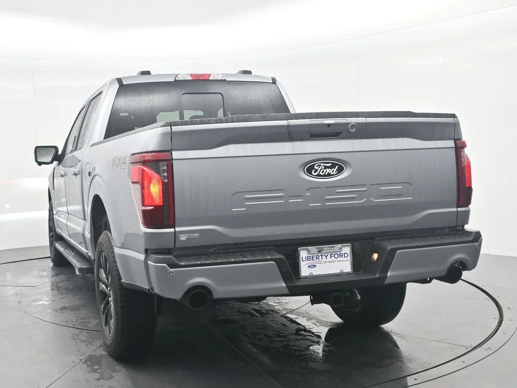 New 2026 Iconic Silver Metallic Ford XLT image 9