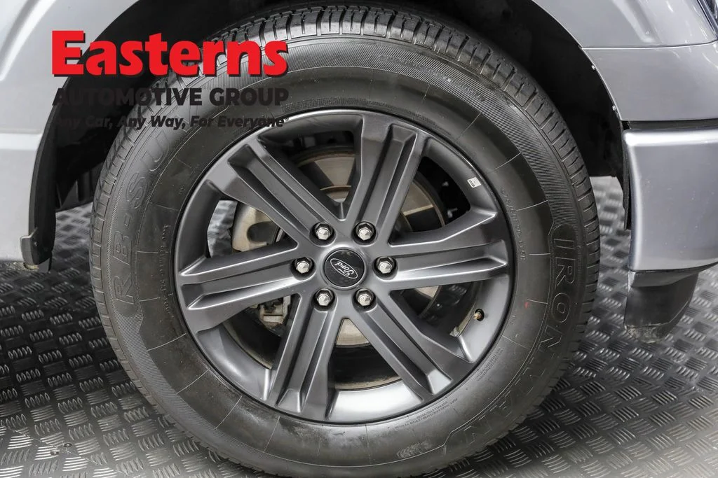 Used 2023 Silver Ford XLT image 28