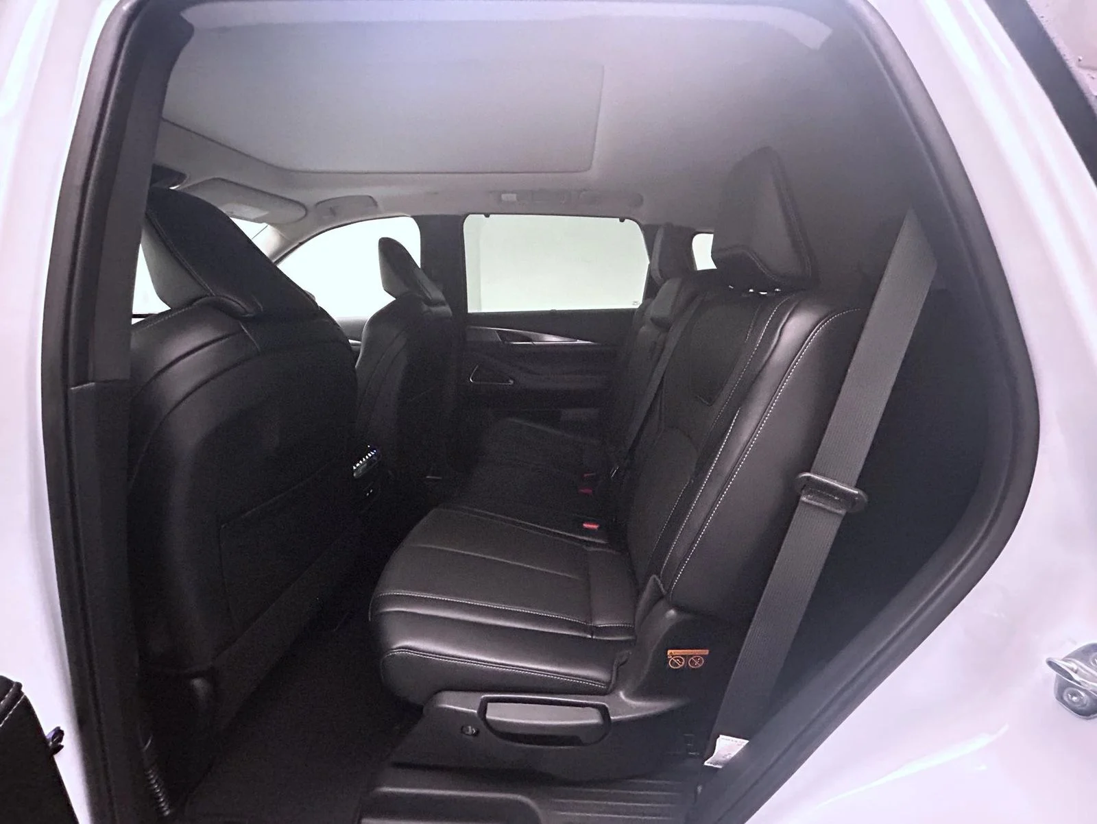 Used 2026 White INFINITI LUXE image 20