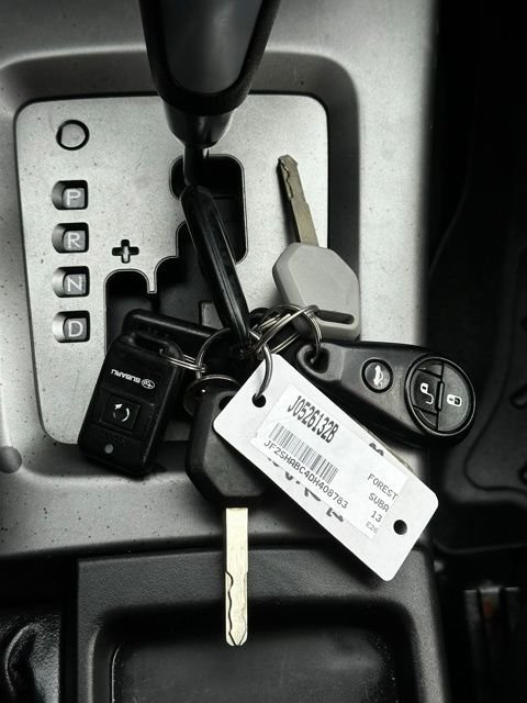 Used 2013 Obsidian Black Pearl Subaru 2.5X image 31