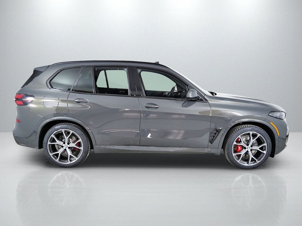 Used 2026 Dravit Grey Metallic BMW xDrive40i image 11