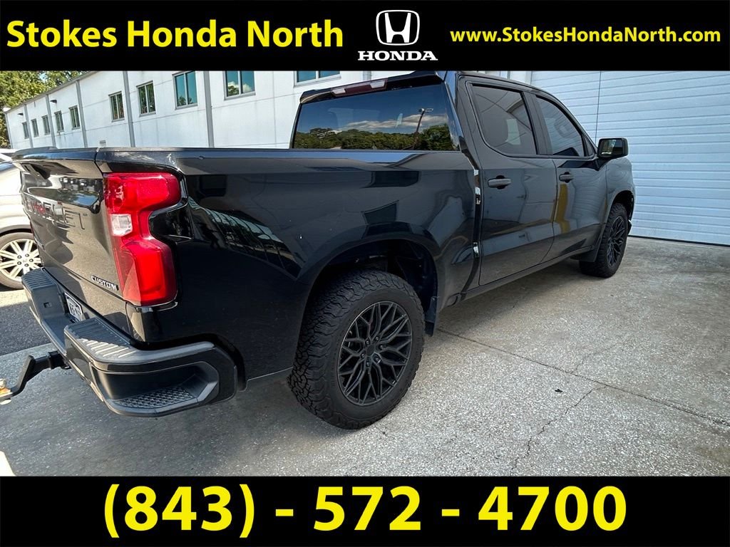 Used 2019 Black Chevrolet Custom image 3