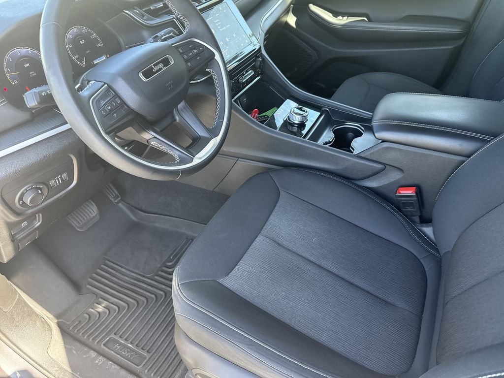 2025 Jeep Grand Cherokee L Laredo - Photo 10
