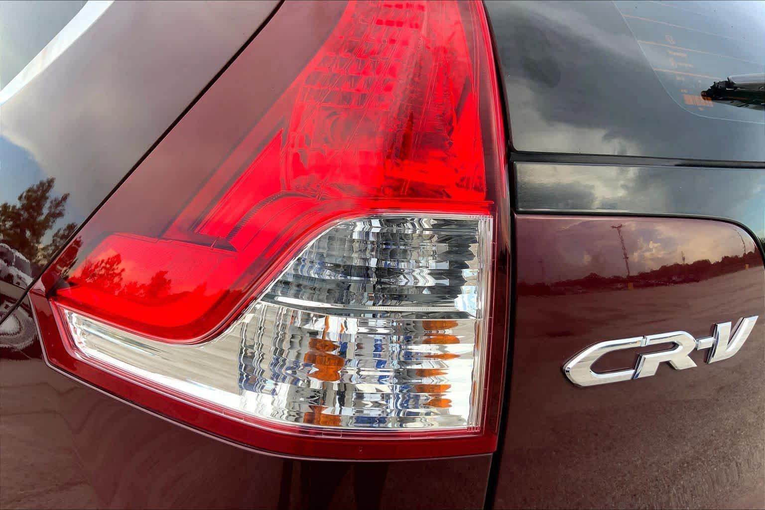 Used 2014 Basque Red Pearl II Honda LX image 28