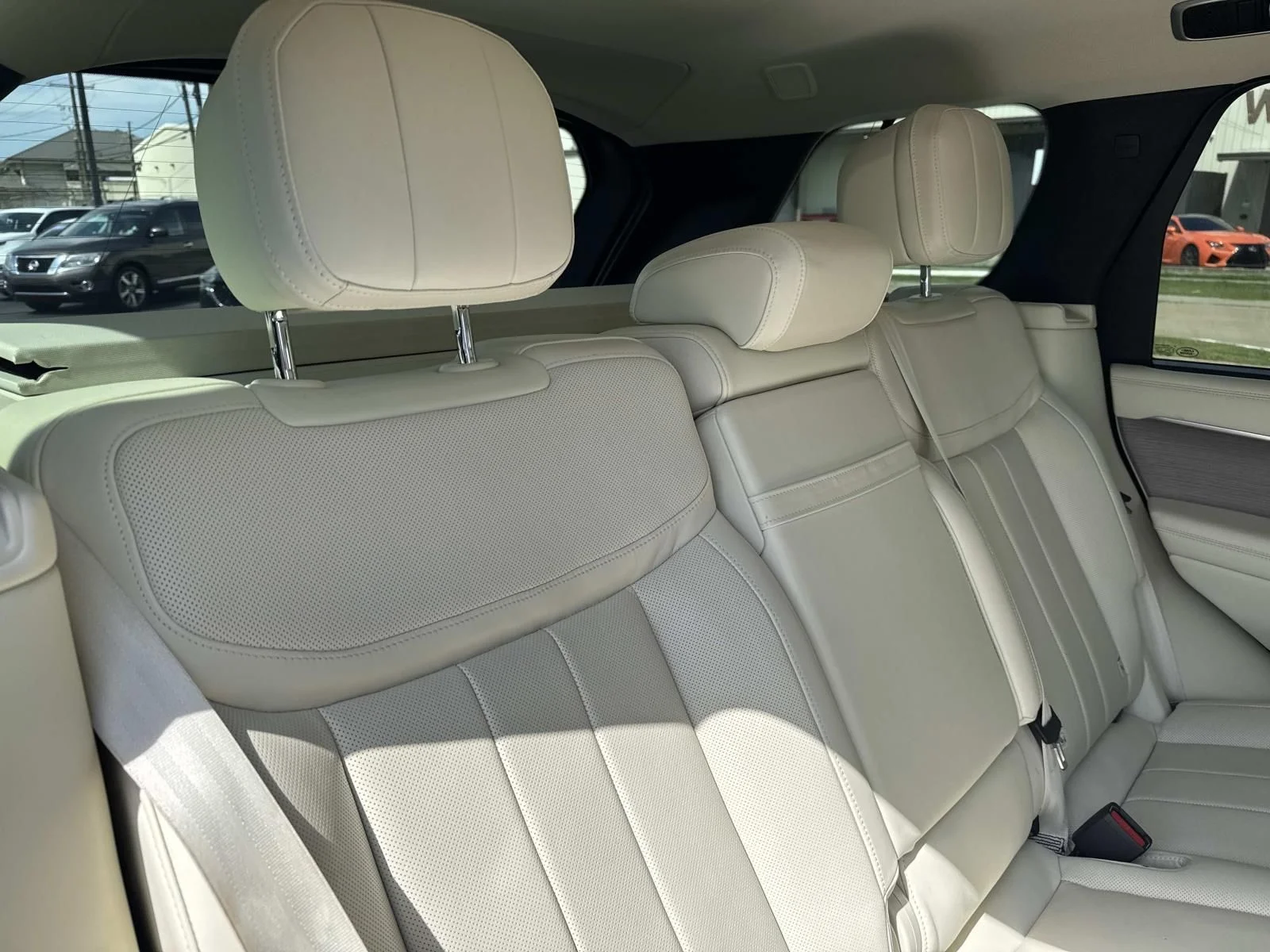 Certified Used 2023 Gold Land Rover SE image 9