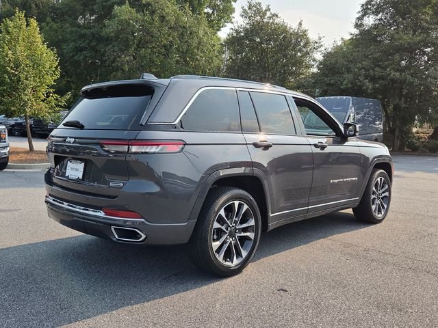 Used 2025 Gray Jeep Overland image 9