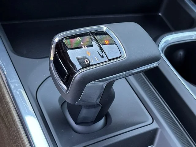 2026 Chevrolet Silverado 1500 High Country - Photo 14