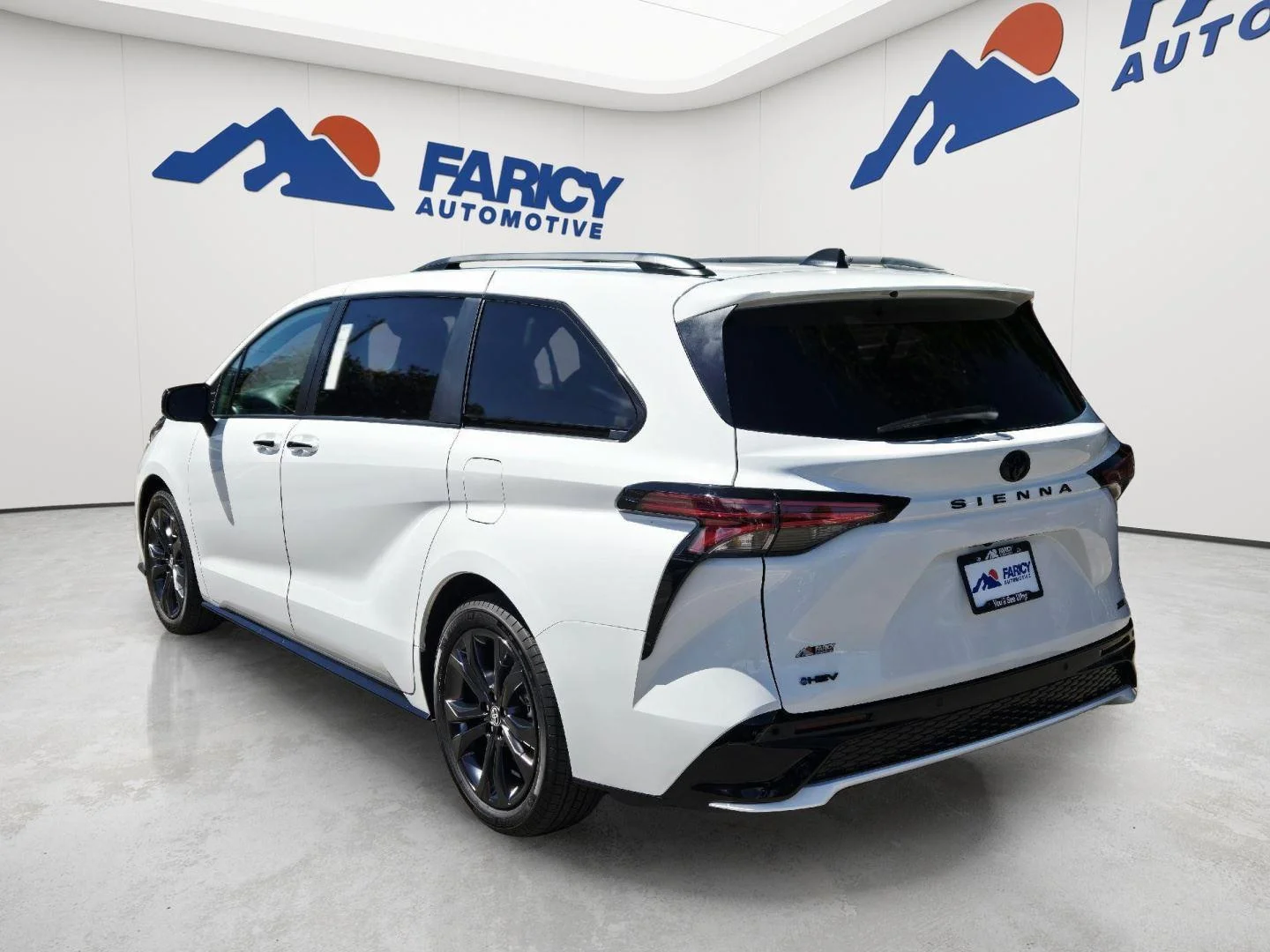 Used 2026 Ice Cap Toyota XSE image 4