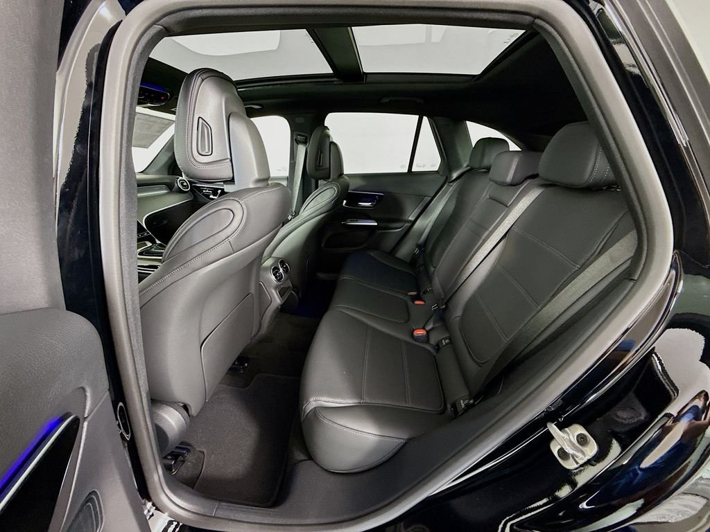 Used 2026 Black Mercedes-Benz GLC 300 image 25