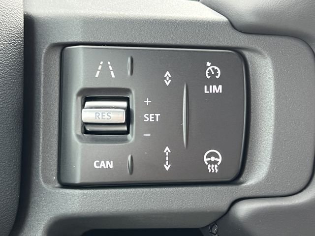 New 2026 Borasco Grey Land Rover X-Dynamic SE image 24
