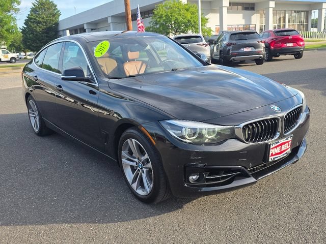 Used 2017 Black BMW xDrive image 9