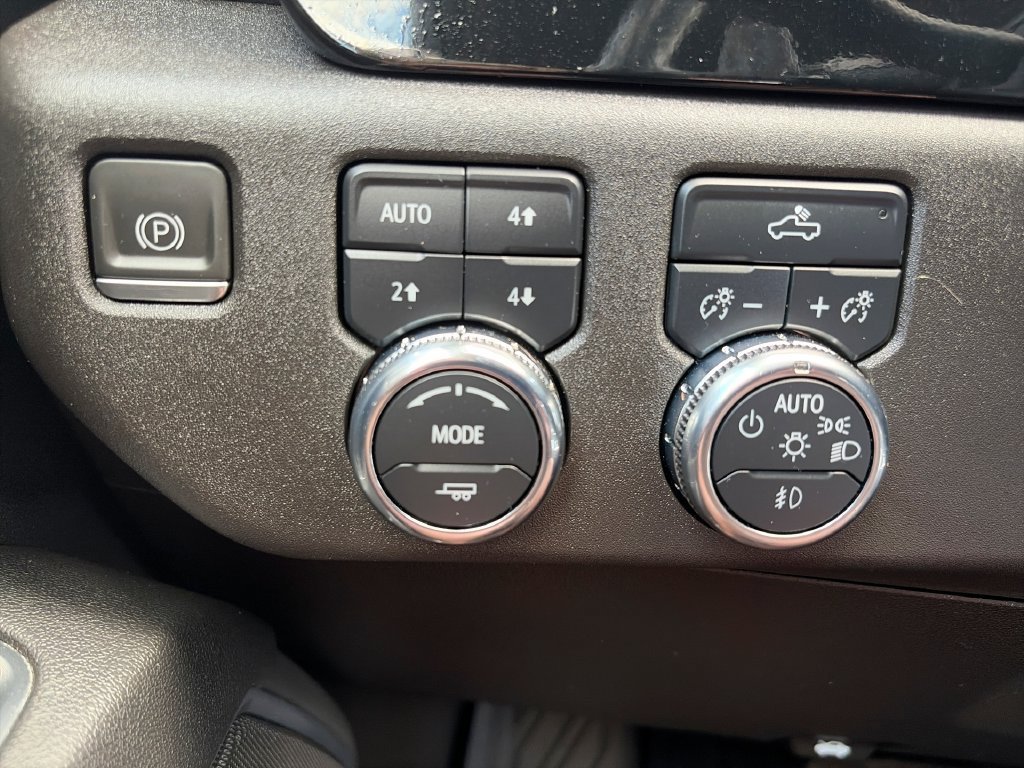2023 GMC Sierra 1500 Elevation - Photo 18