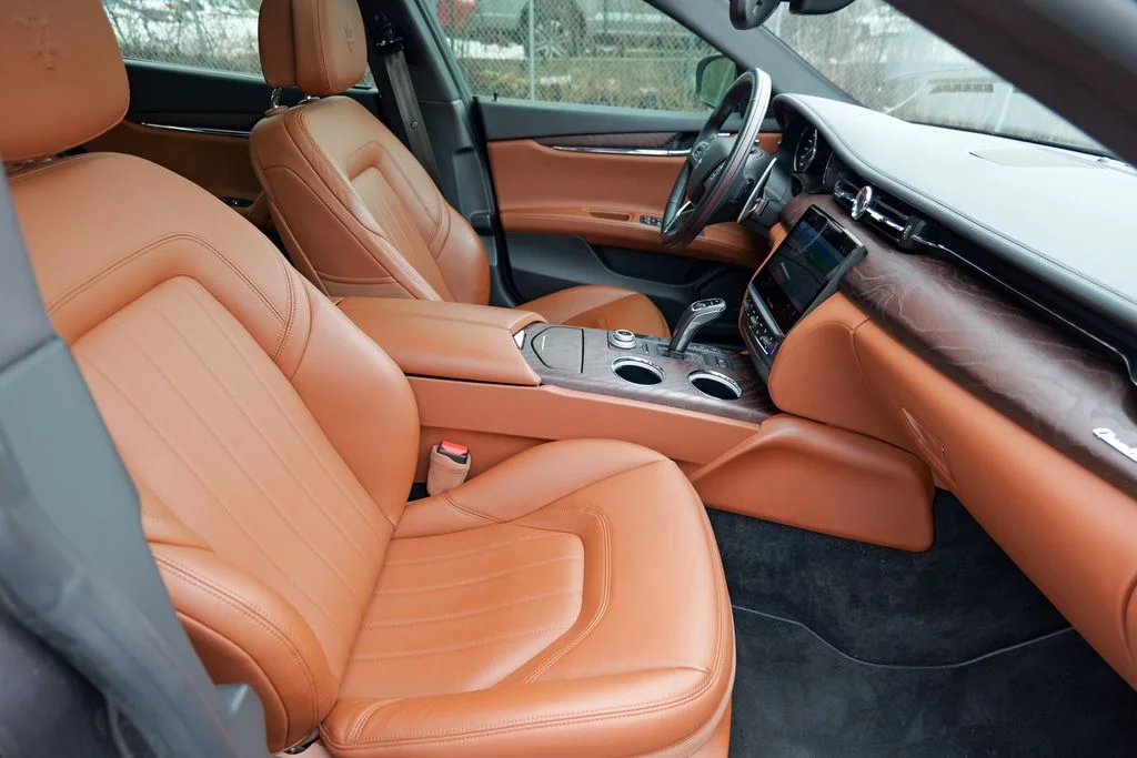 Used 2023 Grigio Maratea Metallic Maserati Modena Q4 image 36