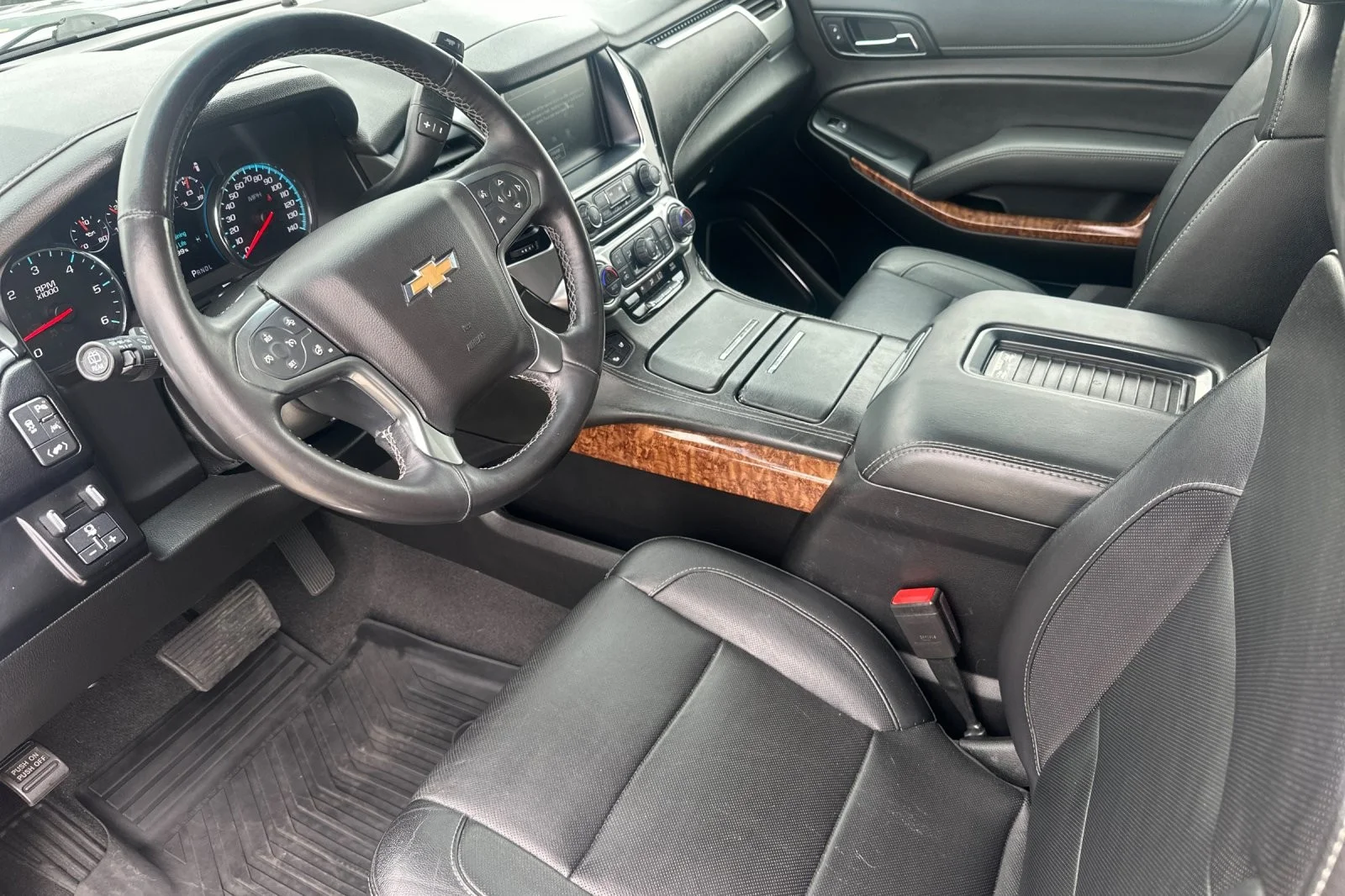 Used 2020 GRAY METALLIC Chevrolet Premier image 9