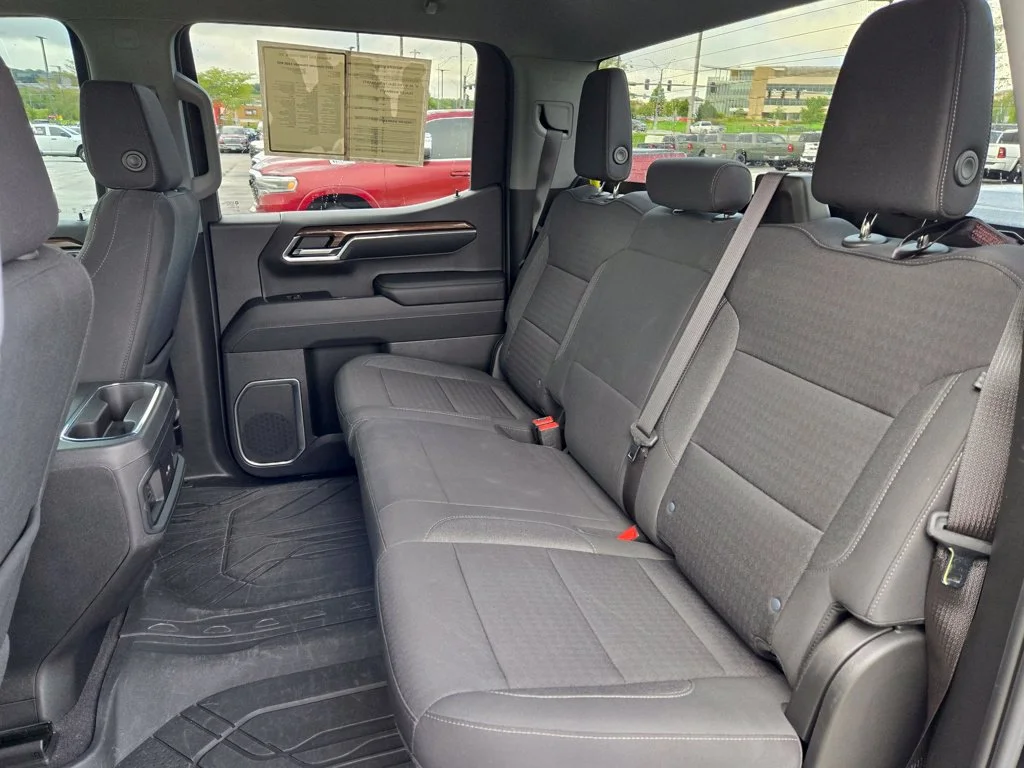 Used 2023 Black Chevrolet RST image 27