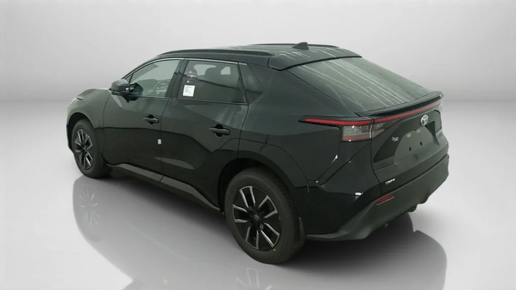 New 2027 Midnight Black Metallic Toyota XLE image 14