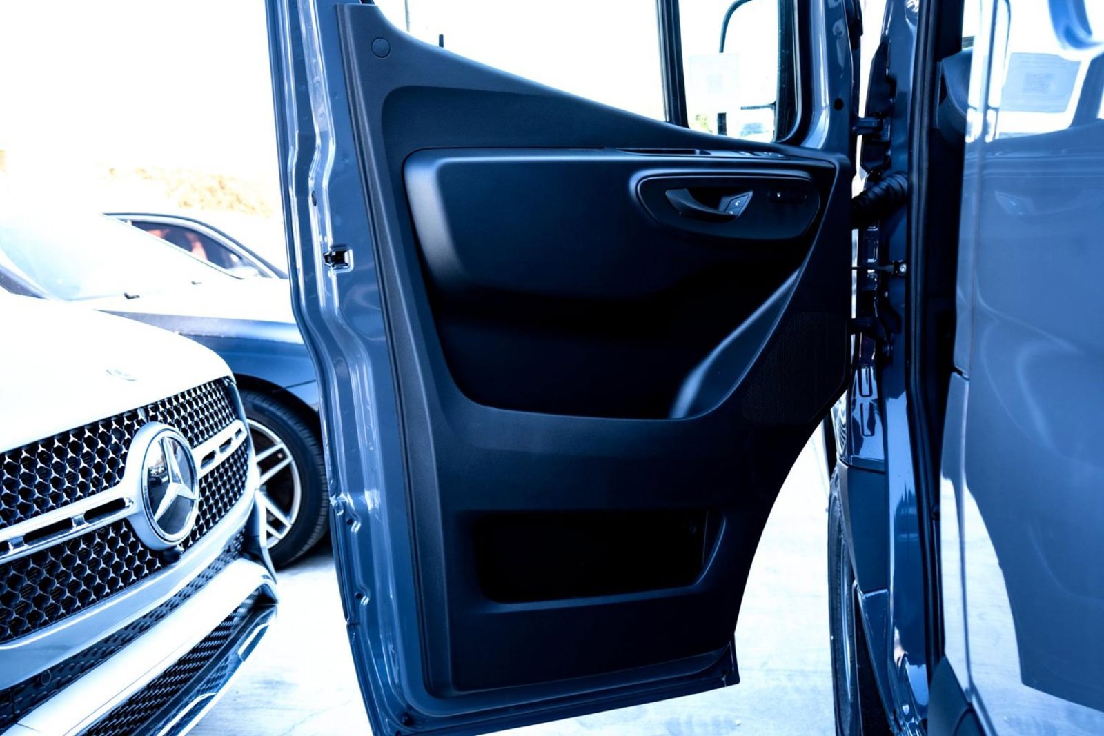 New 2025 Graphite Gray Mercedes-Benz Cargo 144 WB image 37