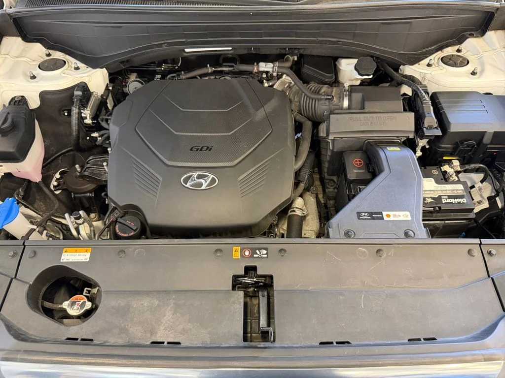 Used 2024 White Hyundai Calligraphy image 14