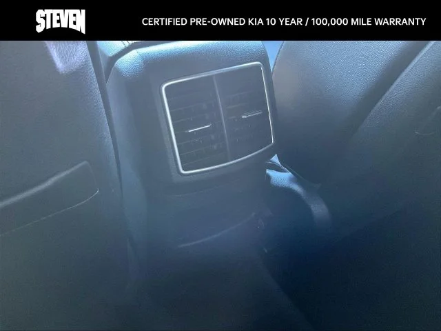 Used 2024 Green Kia X-Line image 11