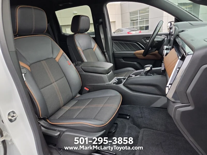 Used 2023 Summit White GMC 4WD Crew Cab AT4 image 15