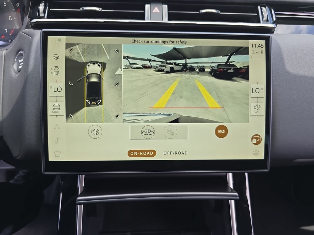 New 2026 Santorini Black LAND ROVER  image 23