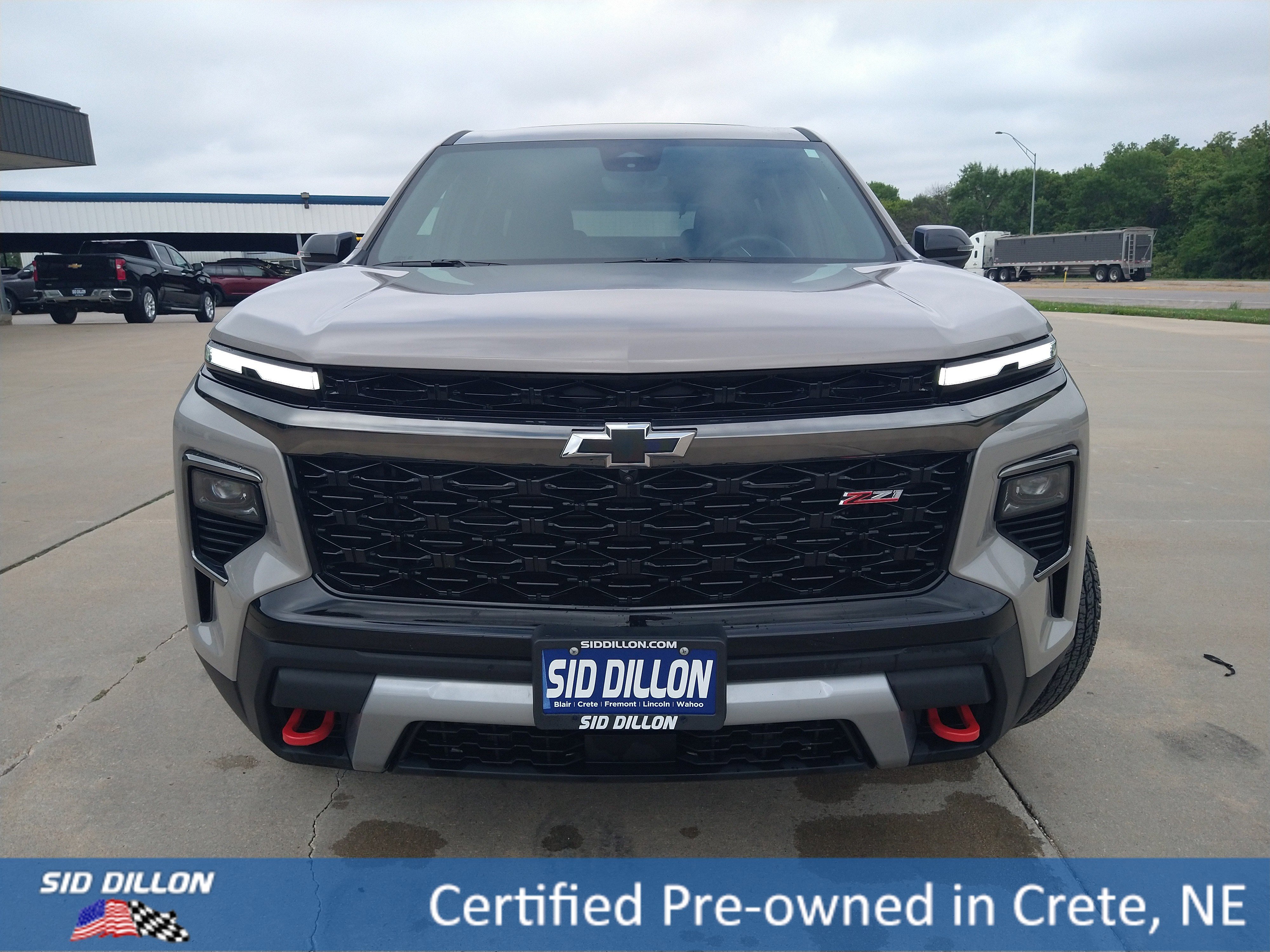 Used 2026 Sandstone Gray Chevrolet AWD Z71 image 16