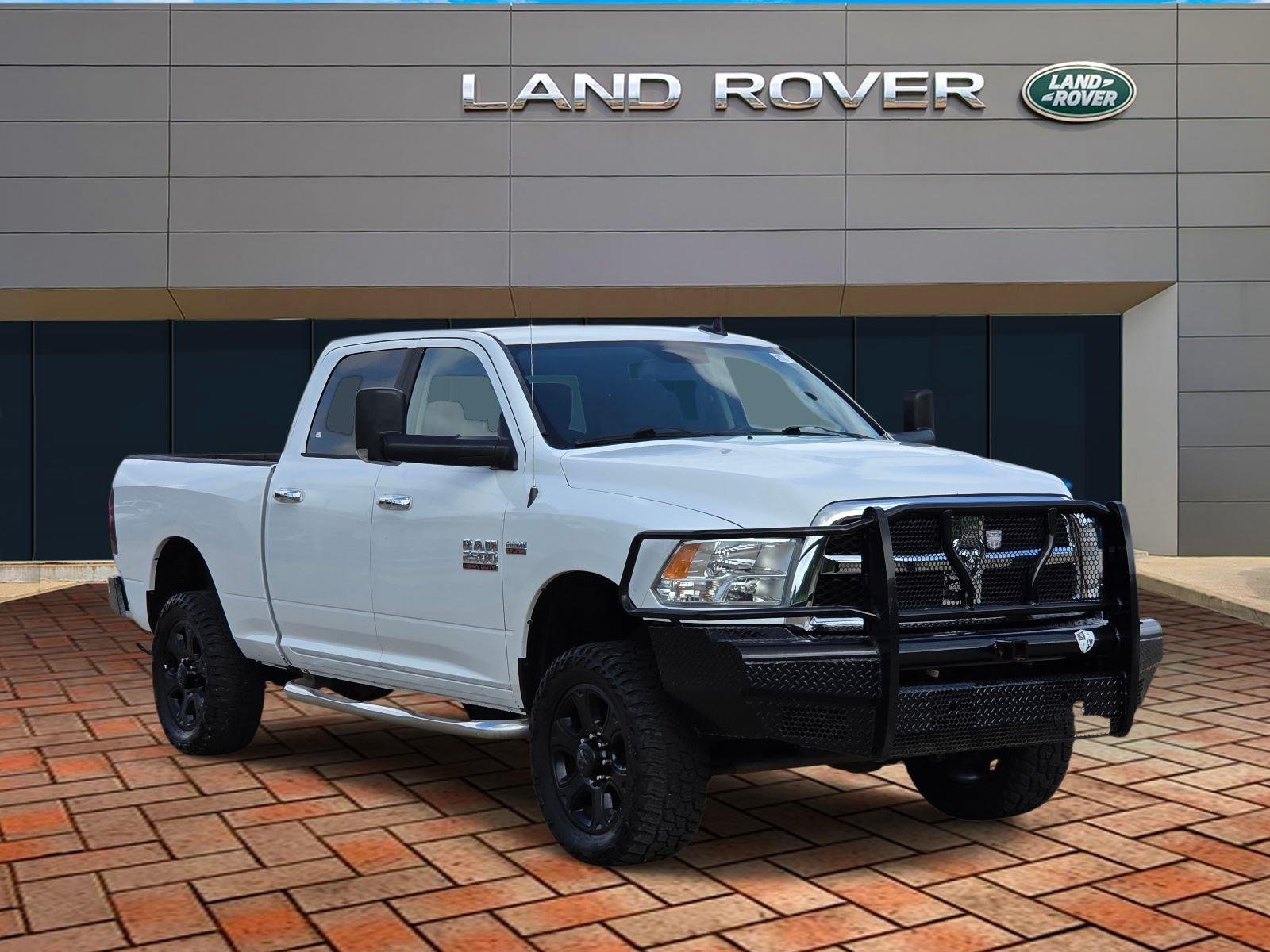 Used 2015 Bright White Clearcoat Ram SLT image 3