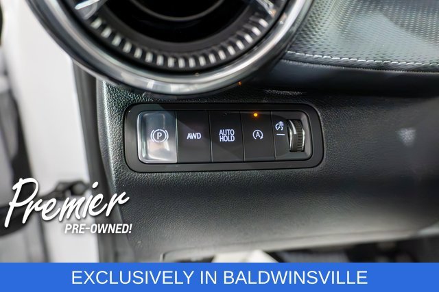 Used 2026 Summit White Chevrolet LT image 17