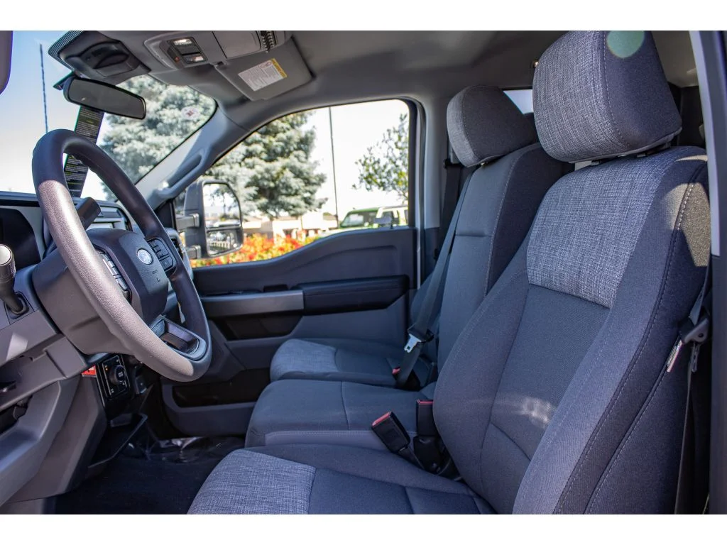 New 2026 OXFORD WHITE Ford XLT image 33