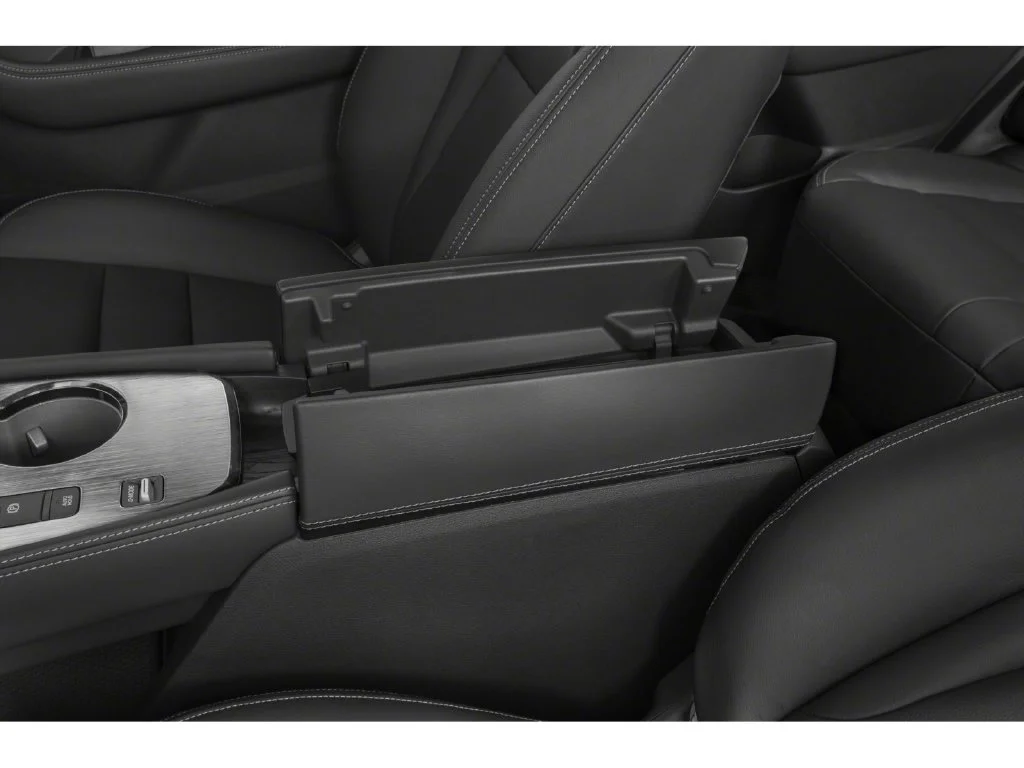 Used 2021 White Nissan SL image 9