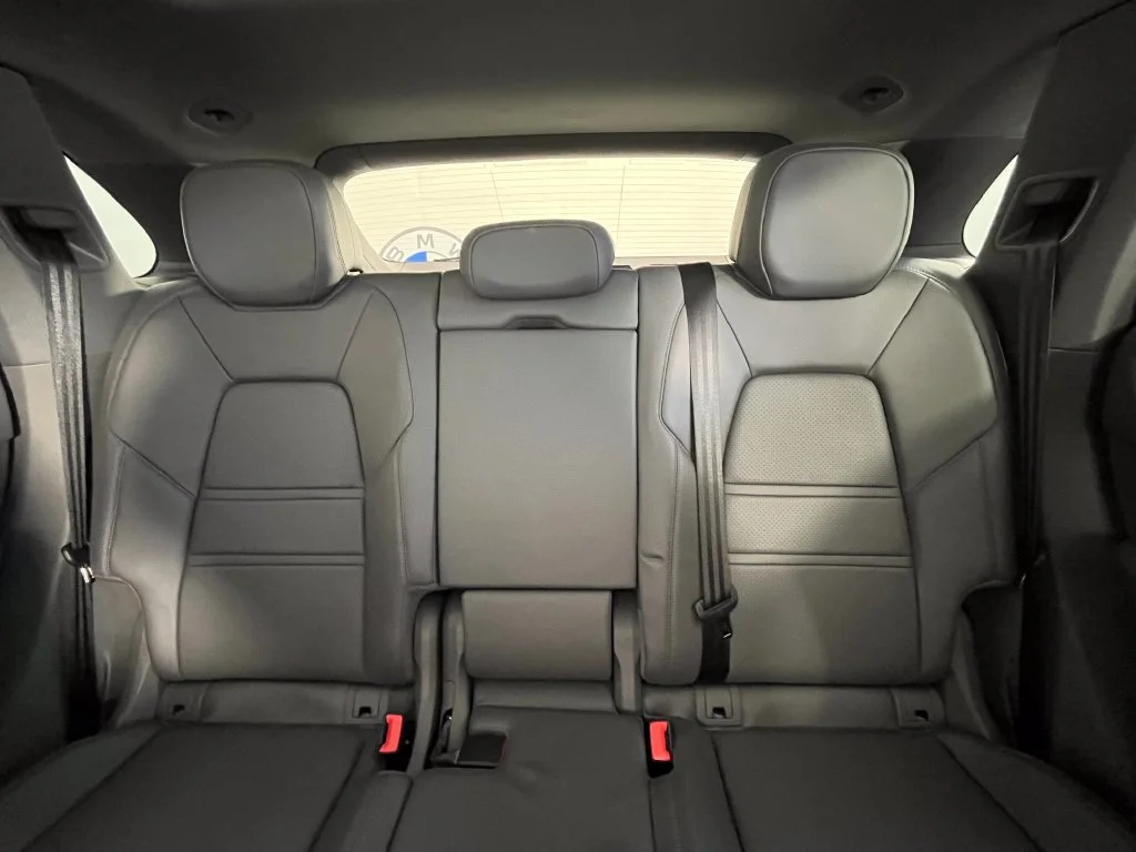 Used 2021 Chalk Porsche Base image 22