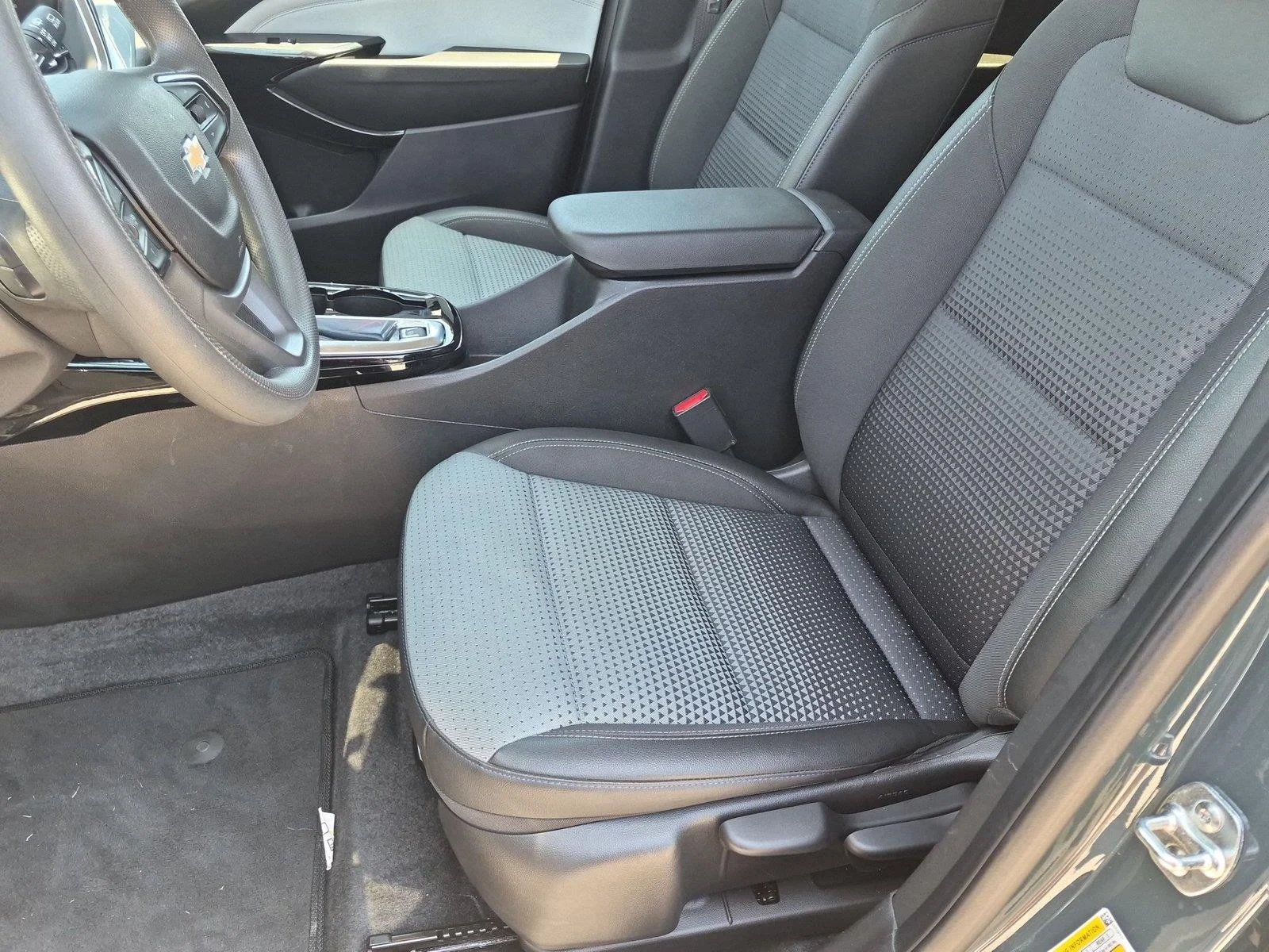 Used 2025 Cypress Gray Chevrolet LT image 18