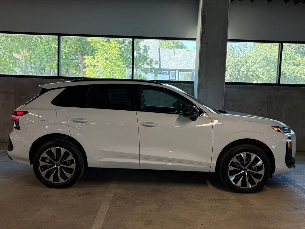 New 2026 Glacier White Metallic Audi S line image 9