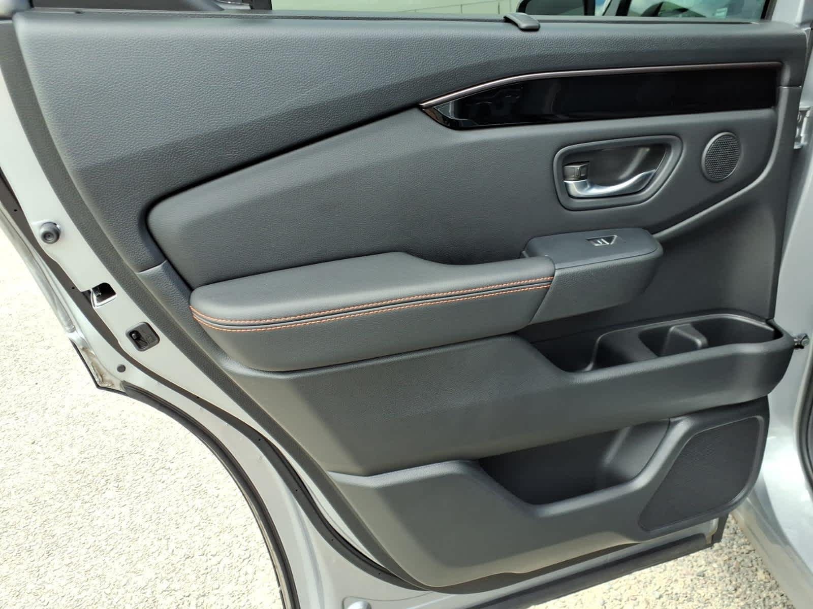 2025 Honda Pilot TrailSport - Photo 12