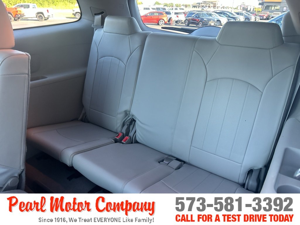 2017 Buick Enclave Premium - Photo 22