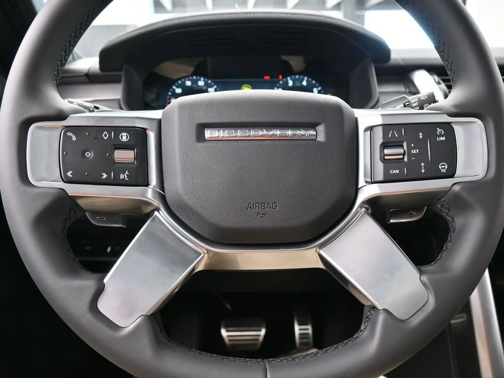 2026 Land Rover Discovery Gemini Edition - Photo 33